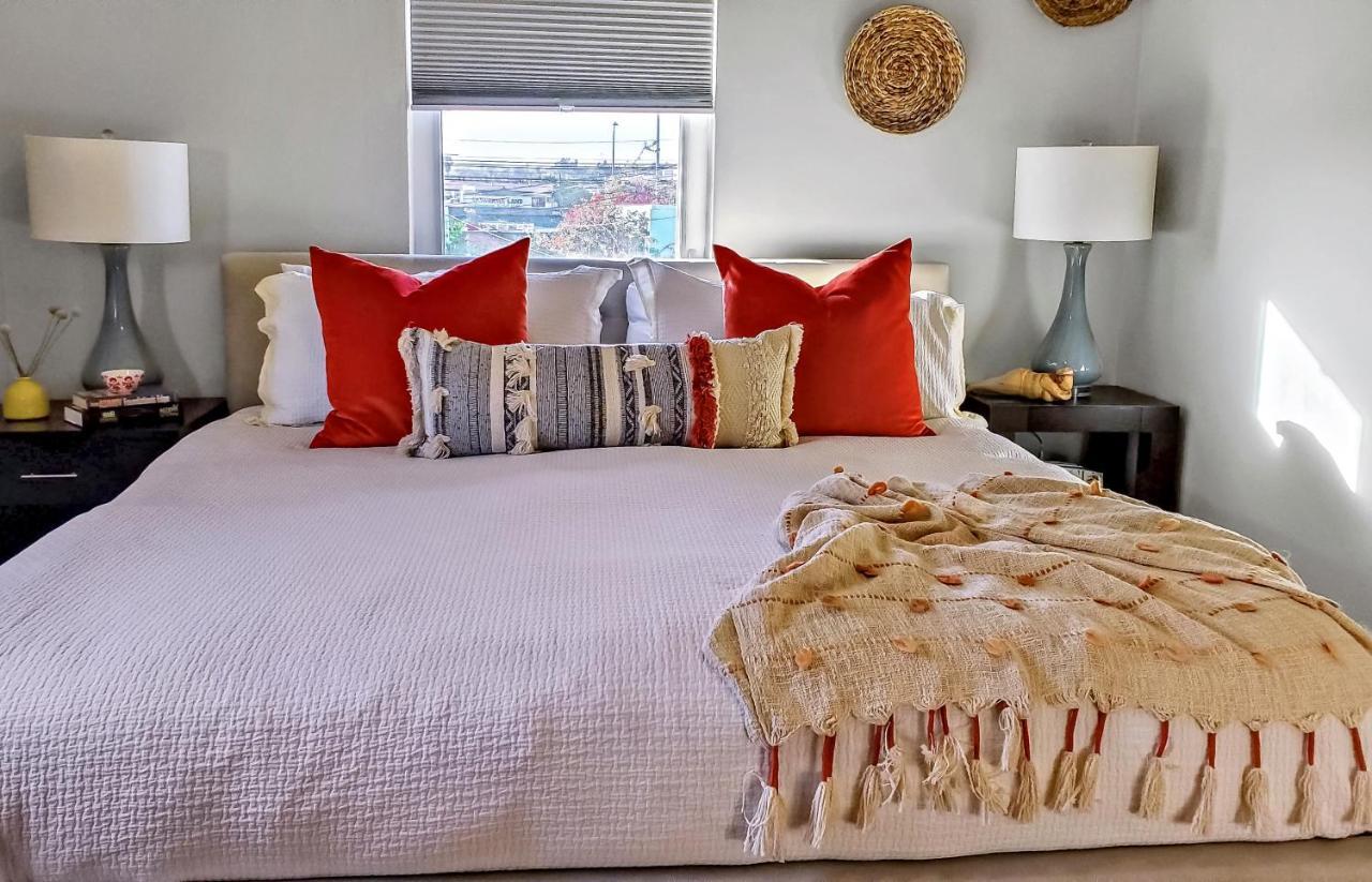 Private, Spacious Apartment With Sunny Patio Apartment Los Angeles