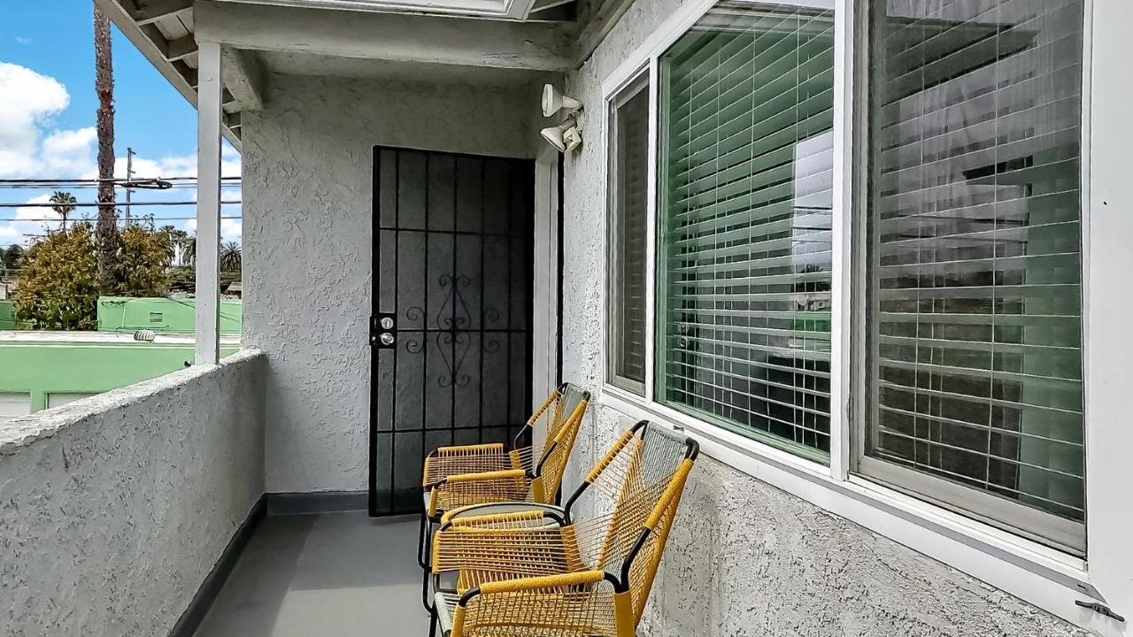 Private, Spacious Apartment With Sunny Patio Apartment Los Angeles